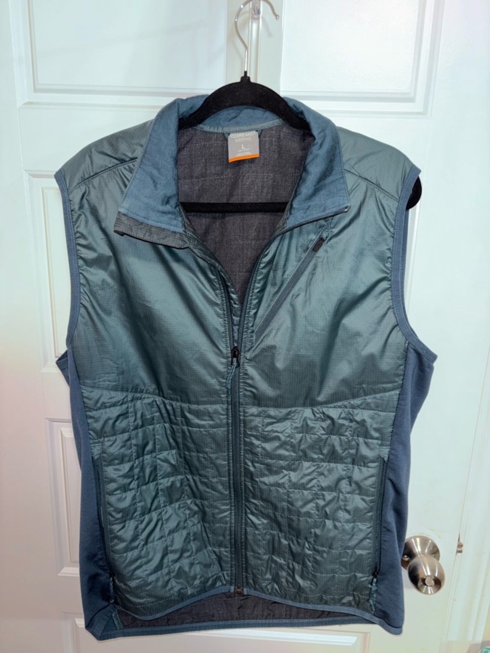 Icebreaker Men's Quilted Vest in Slate Teal